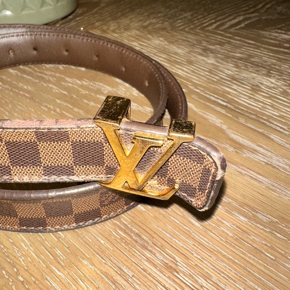 Louis Vuitton Belt - Picture 2 of 3